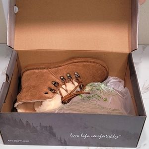 Bearpaw Kerri